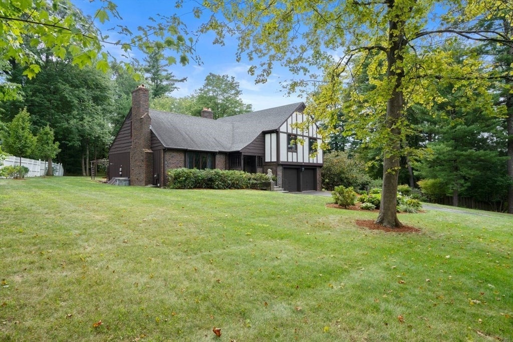 148 Sandra Lane, North Andover, MA Photo #4