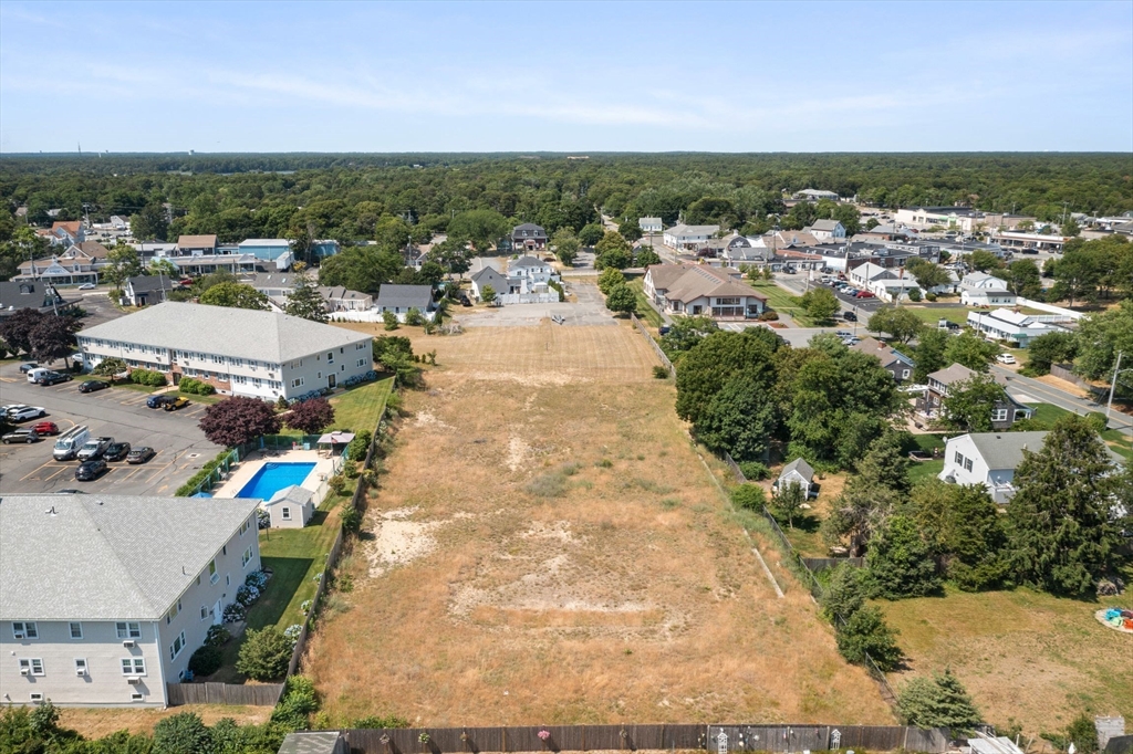645 Main St Back Lot