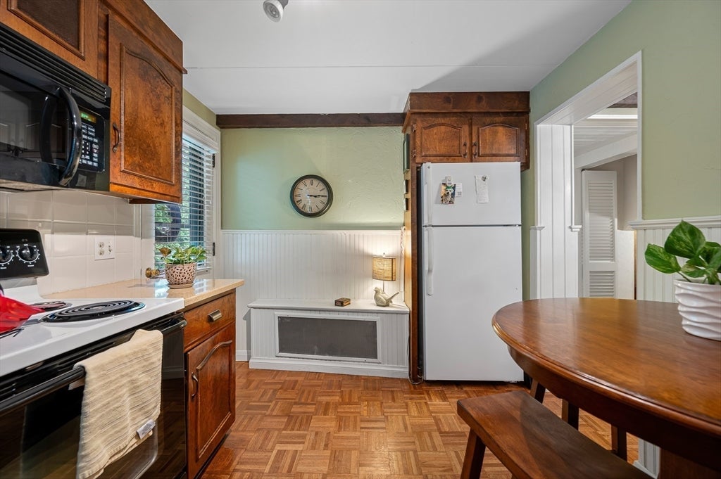 7 Virginia Rd, Worcester, MA Photo #17