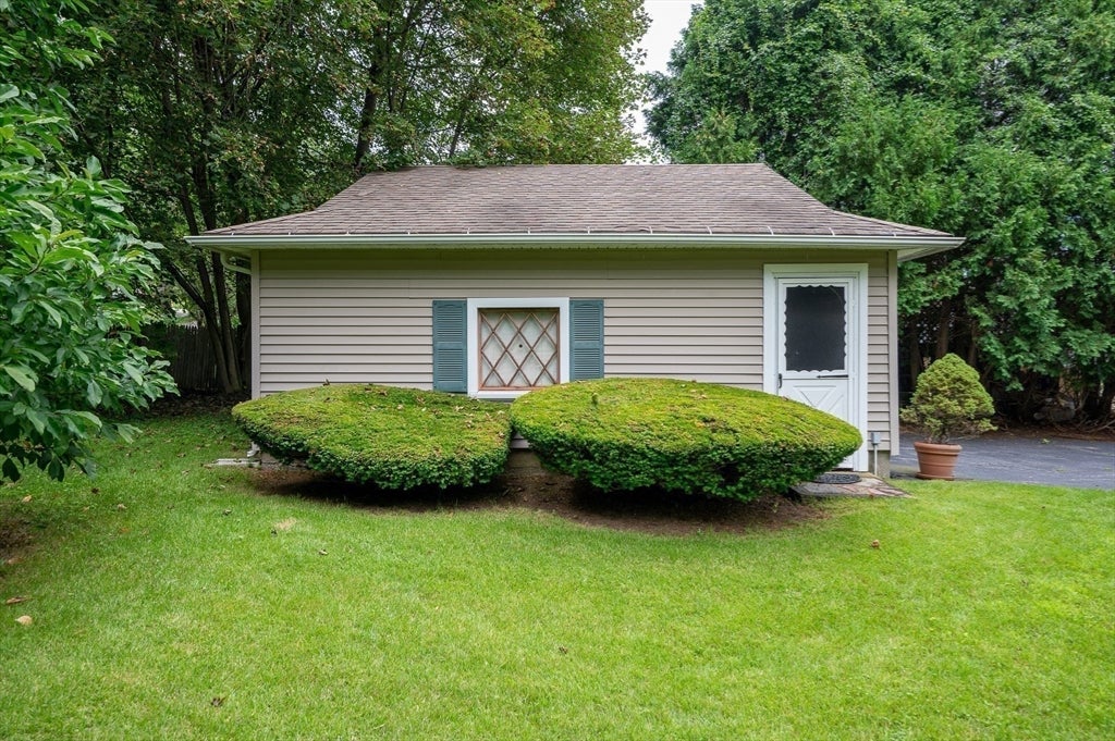 7 Virginia Rd, Worcester, MA Photo #35