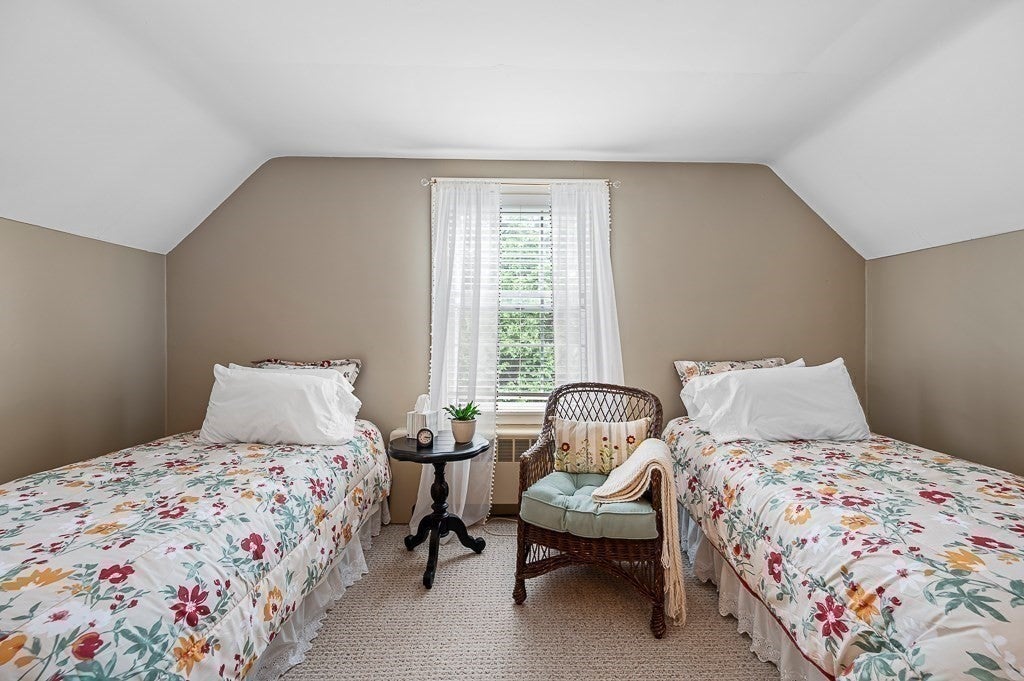 7 Virginia Rd, Worcester, MA Photo #27
