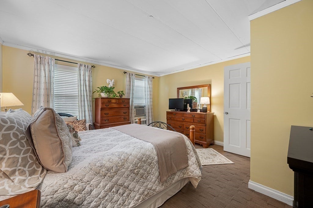 7 Virginia Rd, Worcester, MA Photo #6