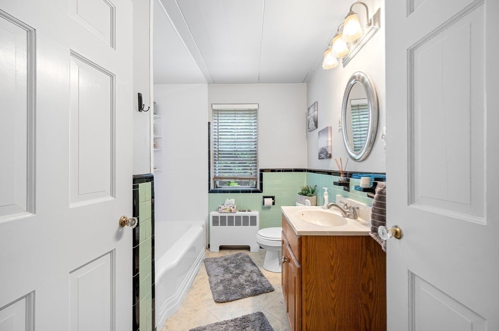7 Virginia Rd, Worcester, MA Photo #14