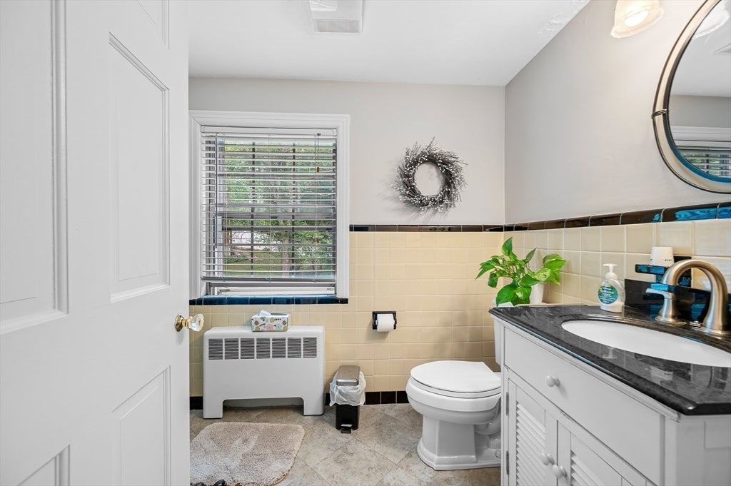 7 Virginia Rd, Worcester, MA Photo #23