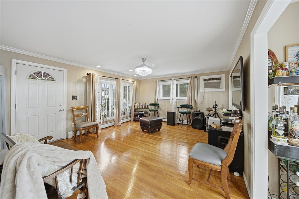 120 Leroy Ave