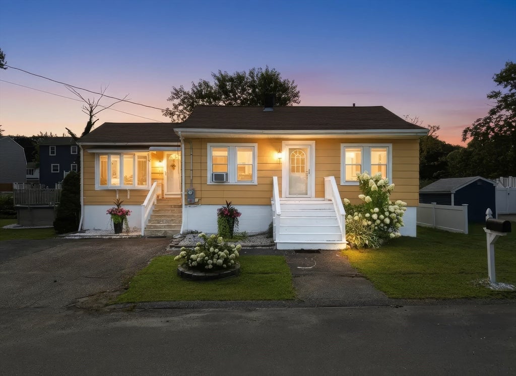 120 Leroy Ave