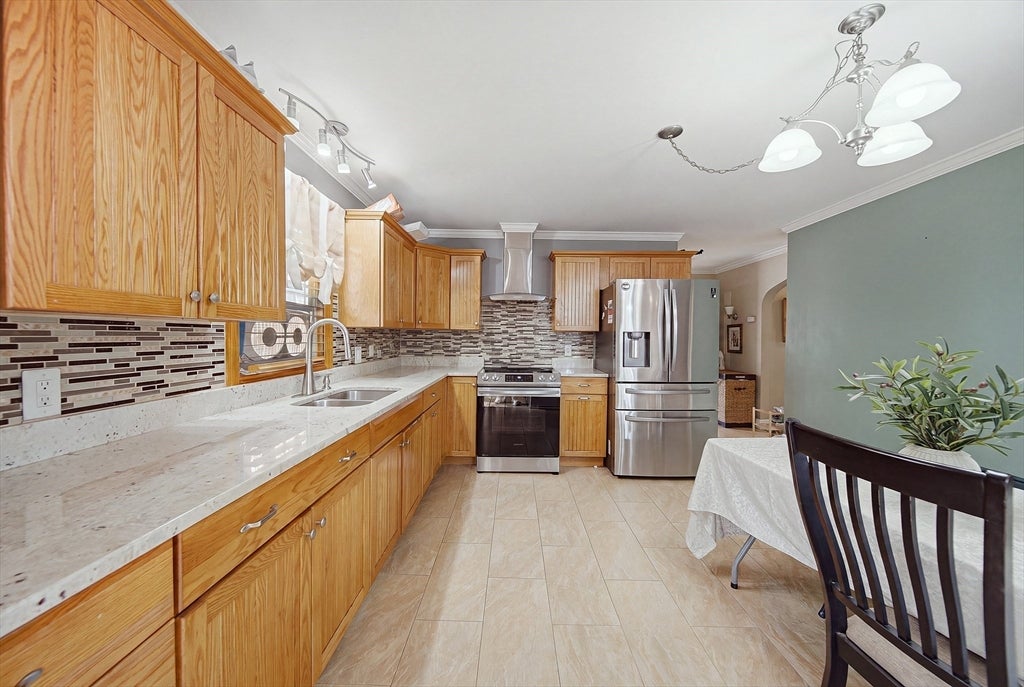 120 Leroy Ave, Lawrence, MA Photo #1