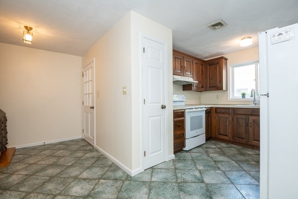 401 Colonial Drive #16, Ipswich, MA, 401 Colonial Drive #16, Ipswich, MA Photo #9