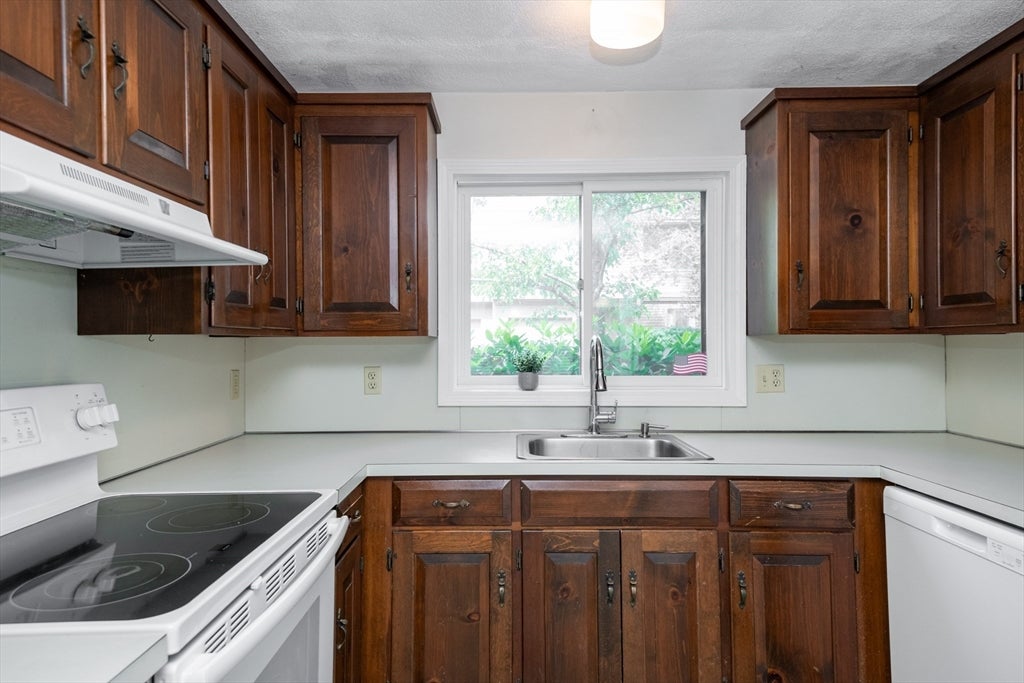 401 Colonial Drive #16, Ipswich, MA, 401 Colonial Drive #16, Ipswich, MA Photo #6