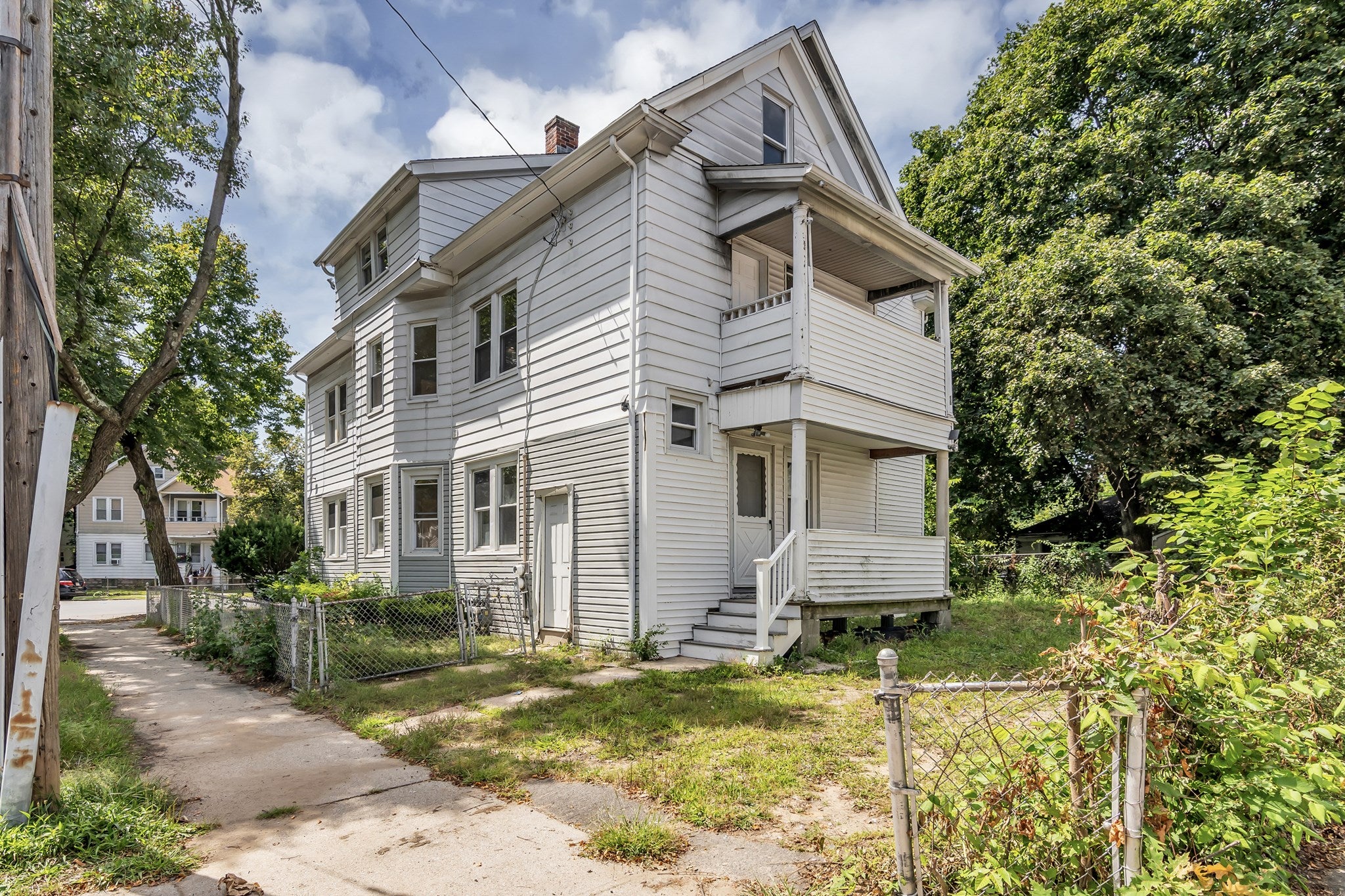32-34 Vermont St