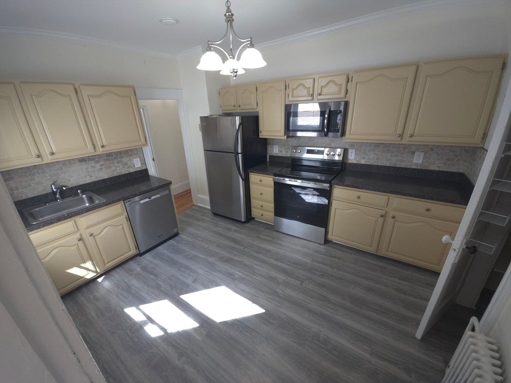 70 Leonard St 70