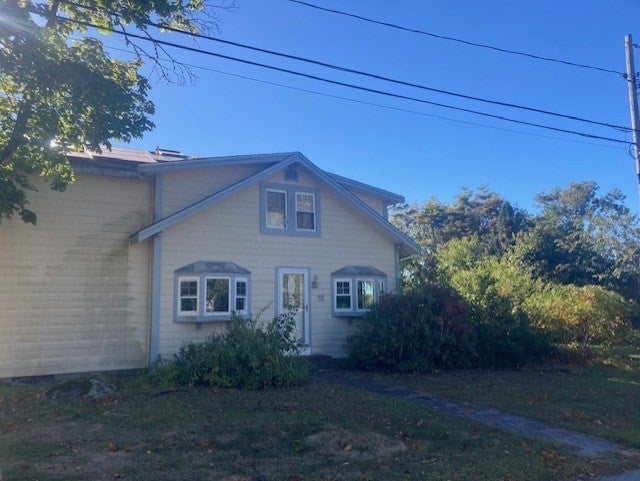 32 Chestnut St, Wareham, MA Photo #1