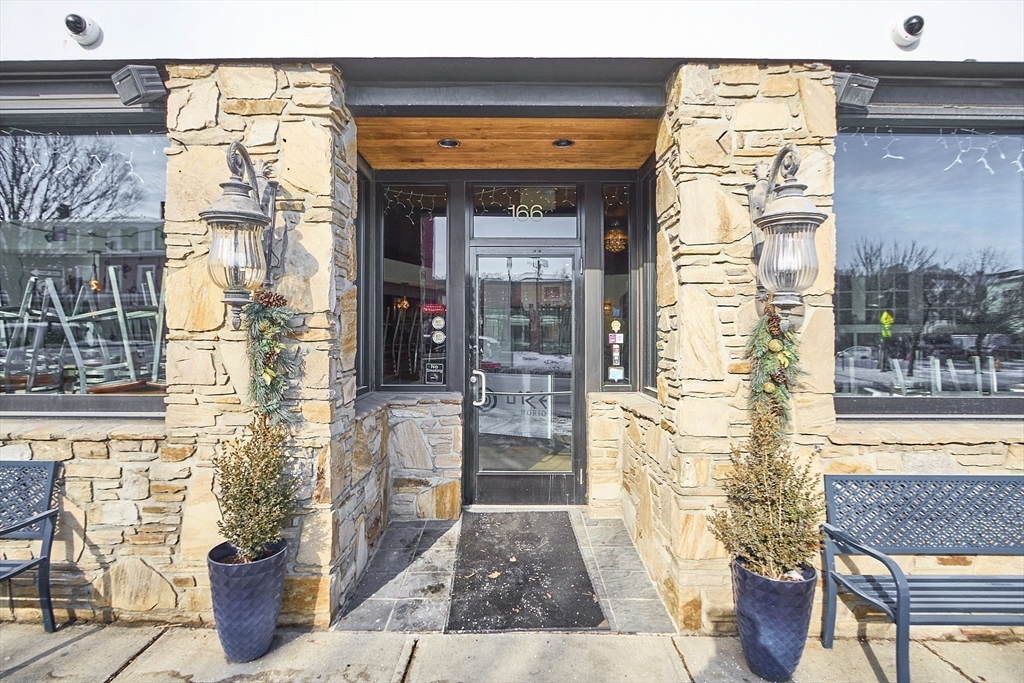 166 Shrewsbury Street