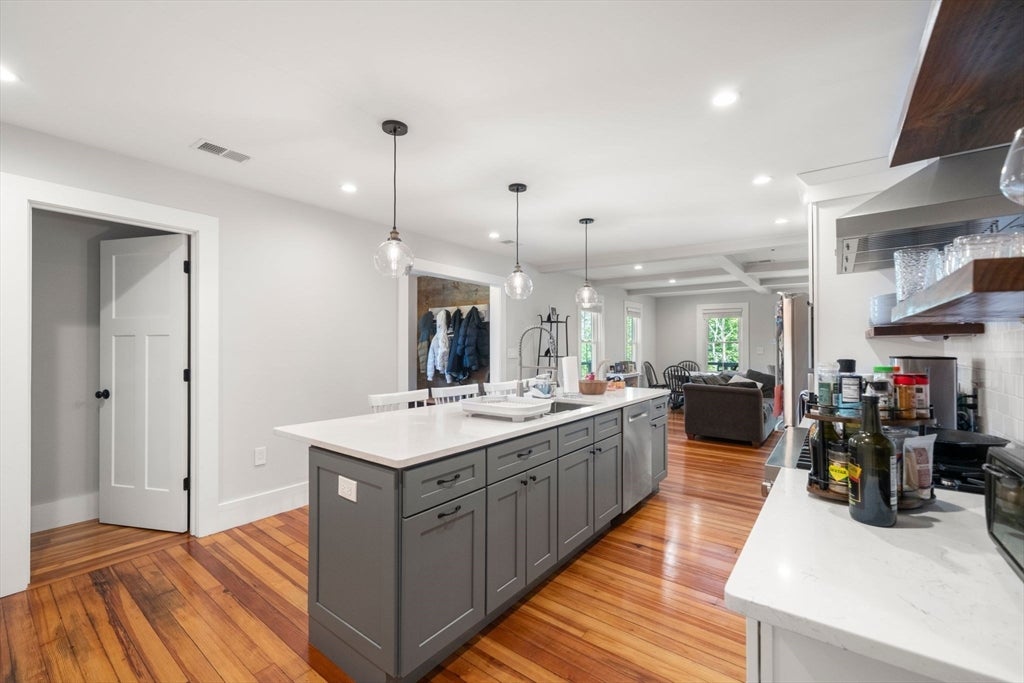 54 Canterbury ST #B, Hingham, MA, 54 Canterbury ST #B, Hingham, MA Photo #7