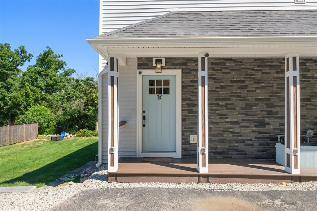 54 Canterbury ST #B, Hingham, MA, 54 Canterbury ST #B, Hingham, MA Photo #4
