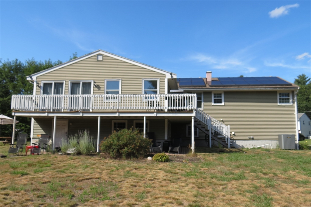 54 Burnham Rd
