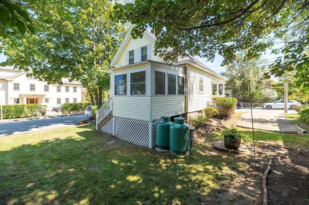 40 Broadway, Rockport, MA Photo #27