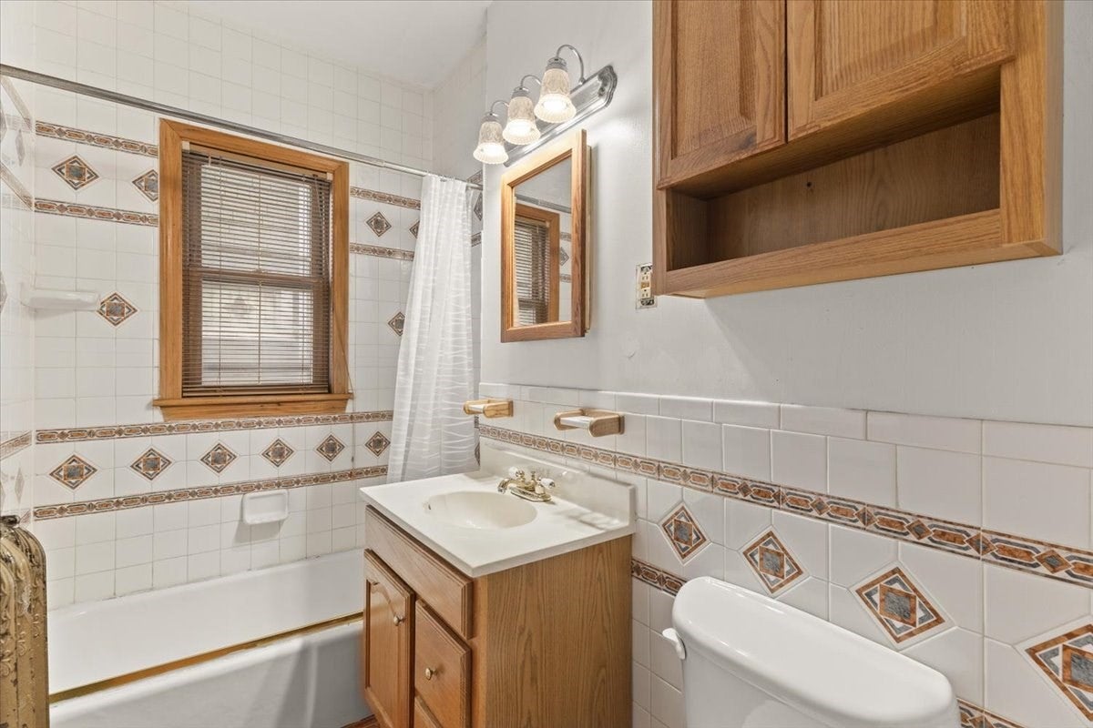 15 Whitten St, Boston, MA, 15 Whitten St, Boston, MA Photo #32