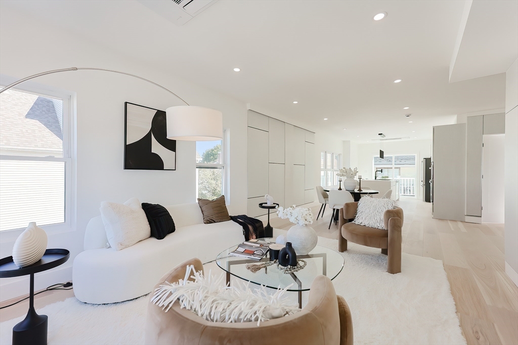 9 Trout Ave