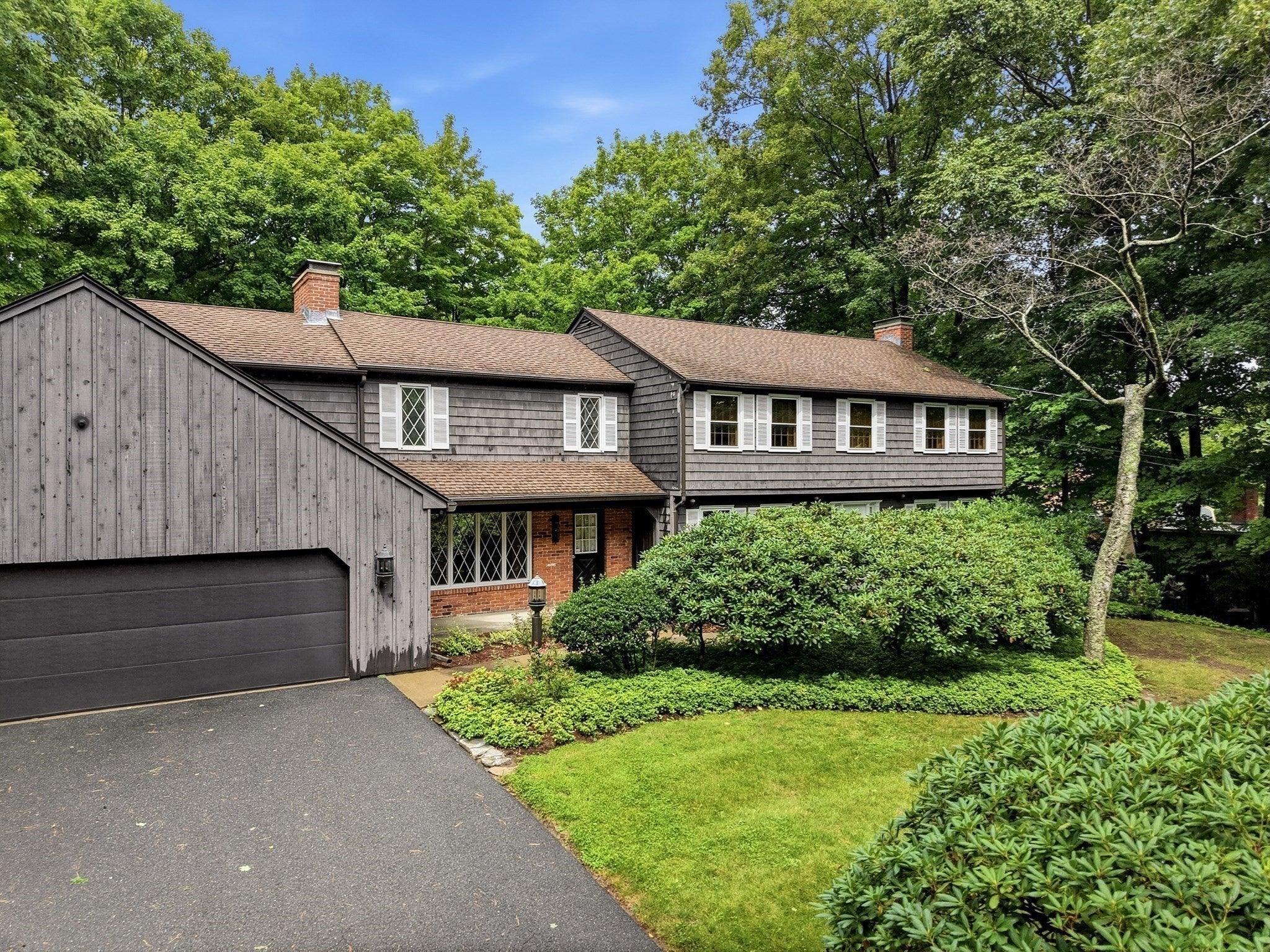 3 Hilltop Dr