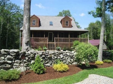 Photo of 985 Glebe Street, Taunton, MA 02780 (MLS # 73461475)