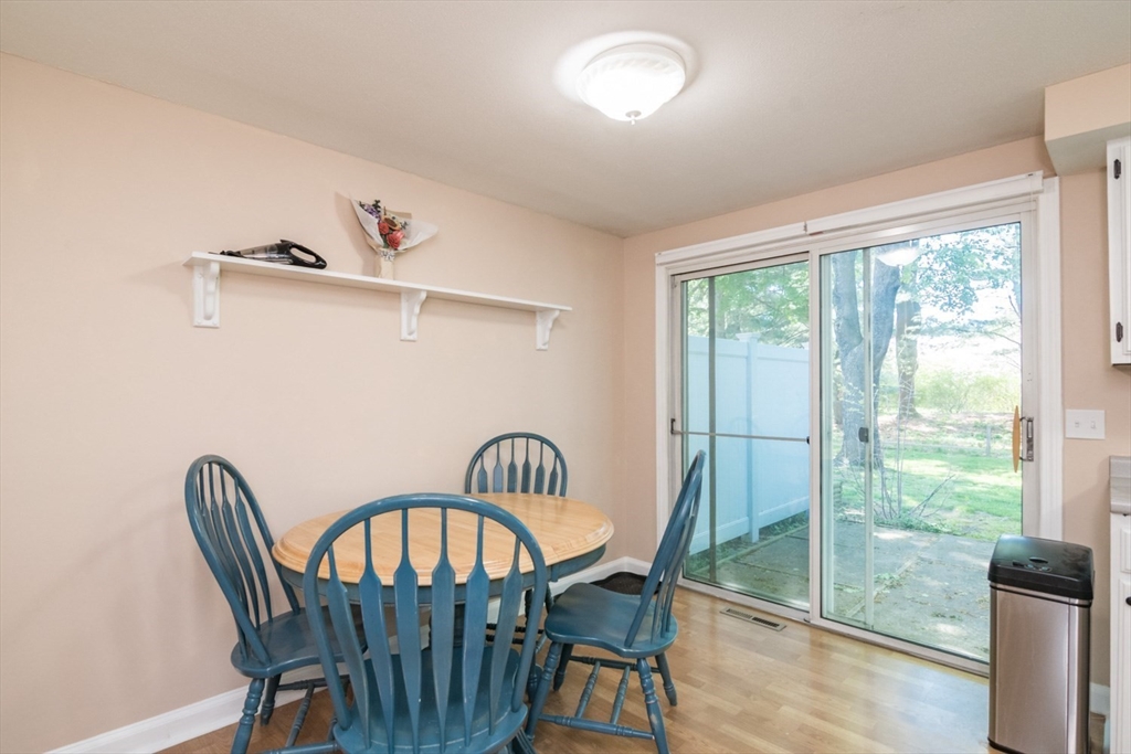 90 Plantation Dr 90