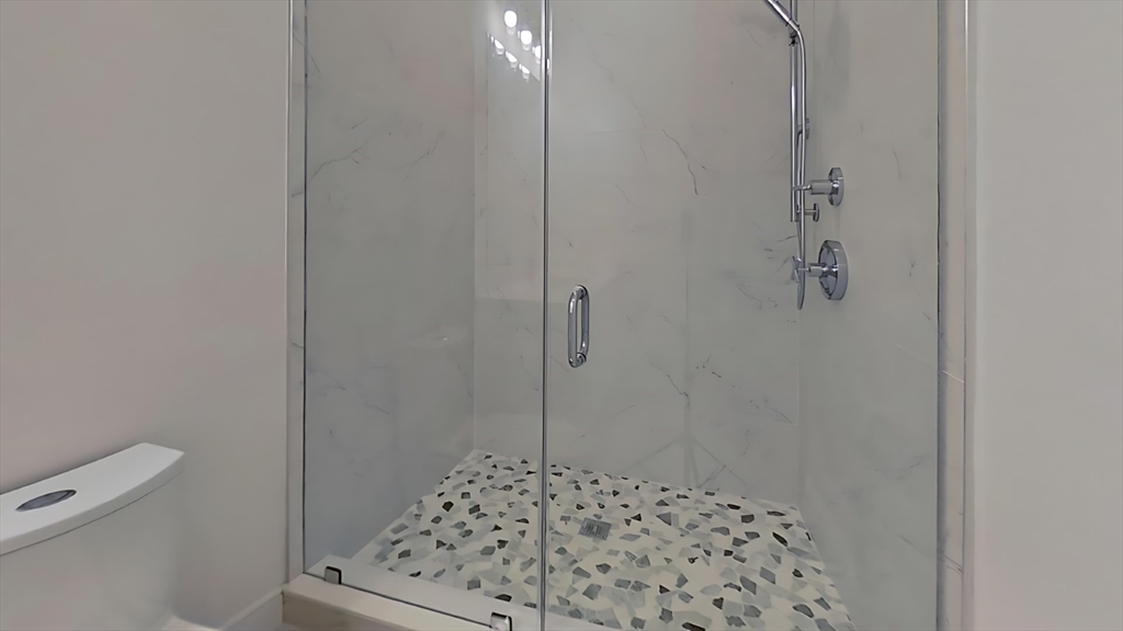 16-18 Highgate St. 102