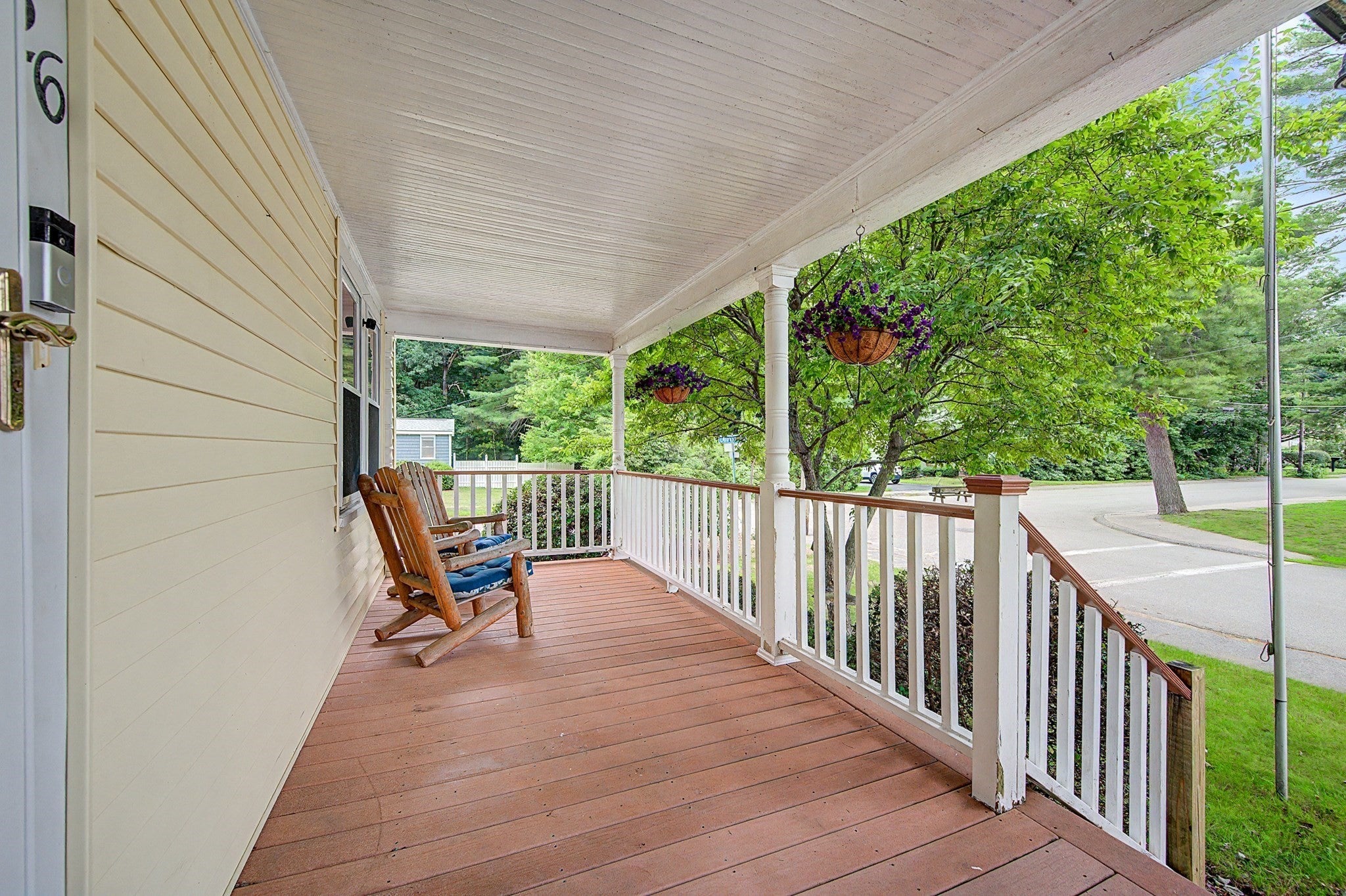 26 W Leonard St