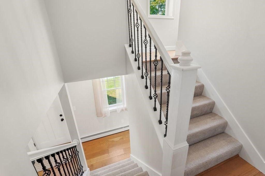 28 Ash St, Webster, MA Photo #18