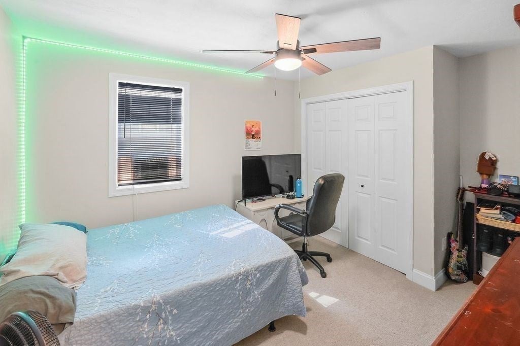 28 Ash St, Webster, MA Photo #20