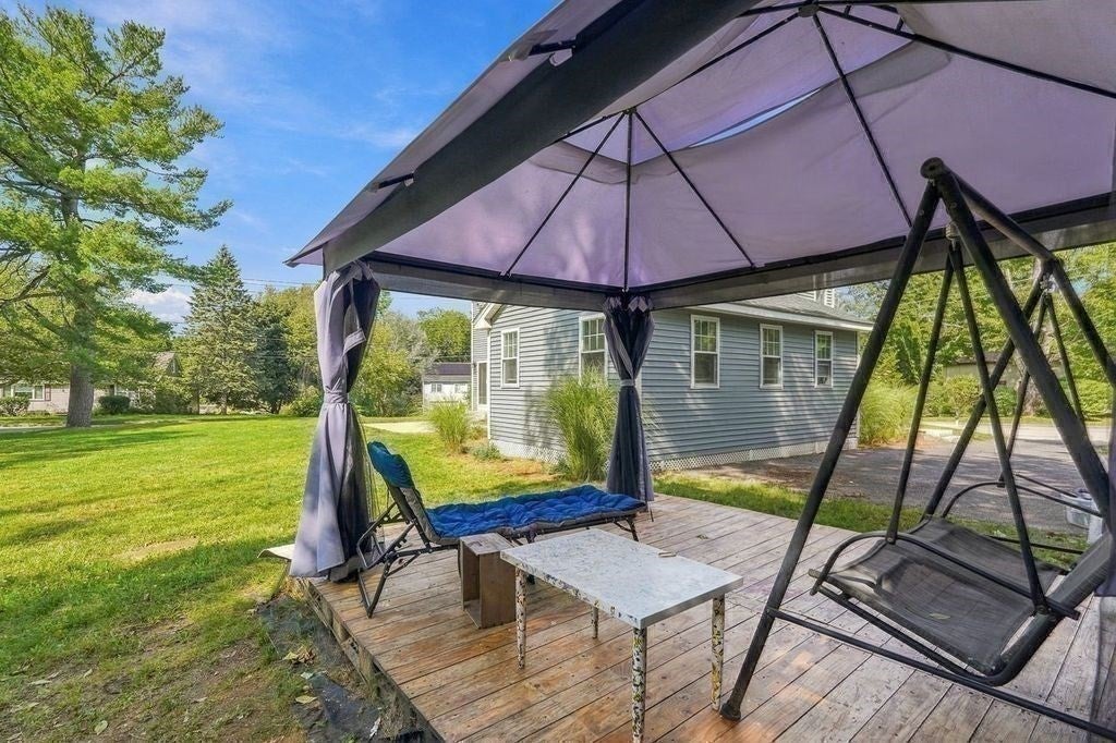 28 Ash St, Webster, MA Photo #25