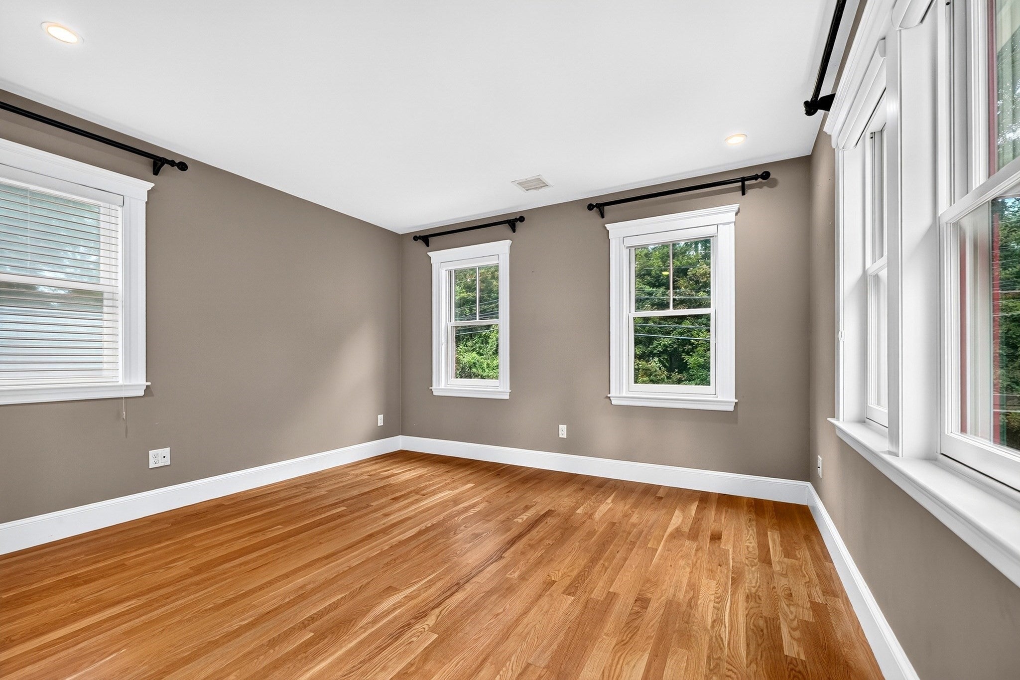 95 Woburn St, Lexington, MA Photo #29