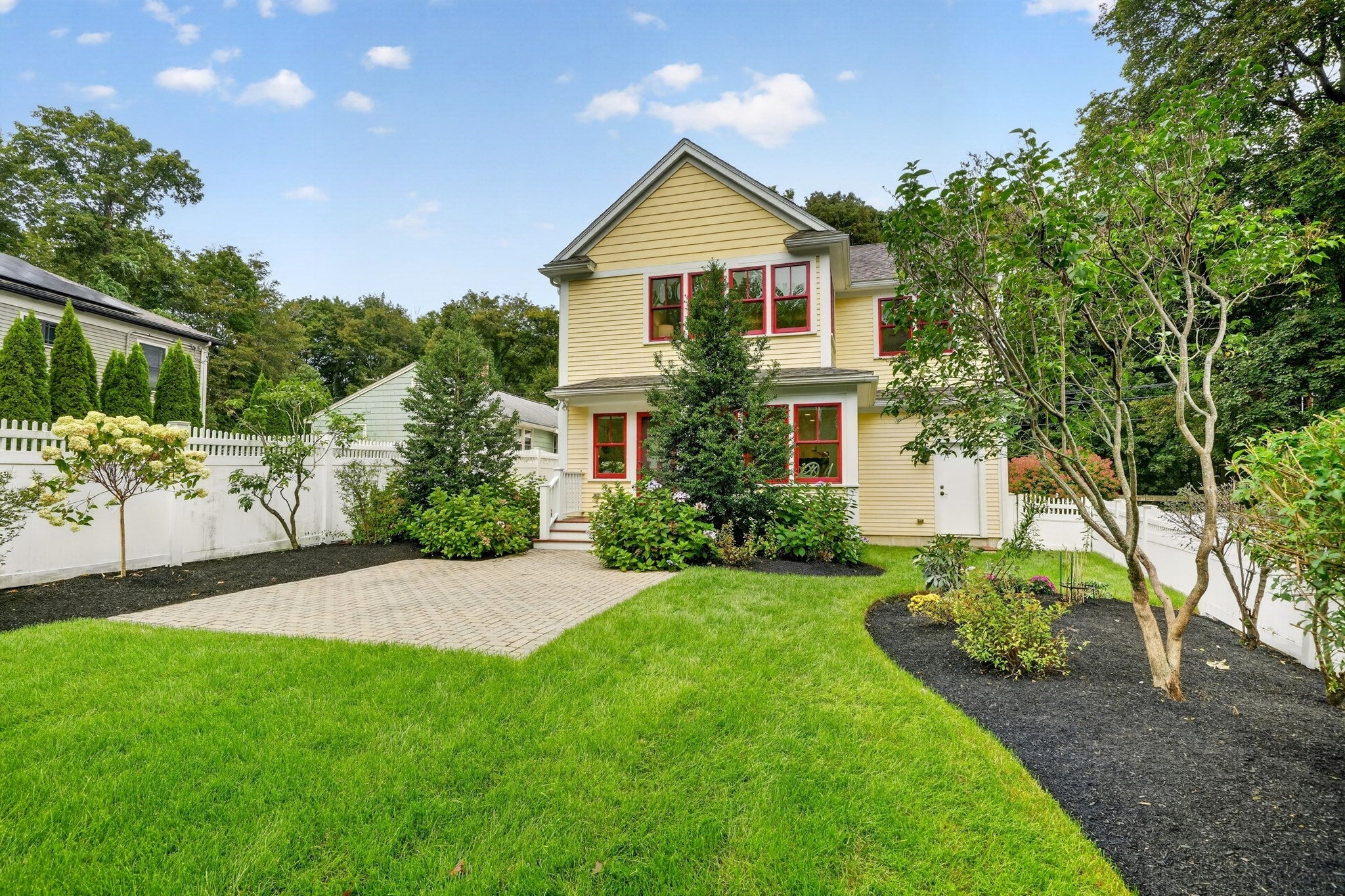 95 Woburn St, Lexington, MA Photo #32