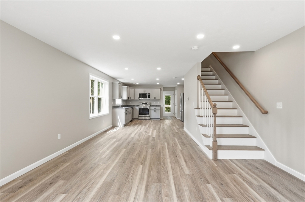 71 Pine St #A, Warren, MA, 71 Pine St #A, Warren, MA Photo #9