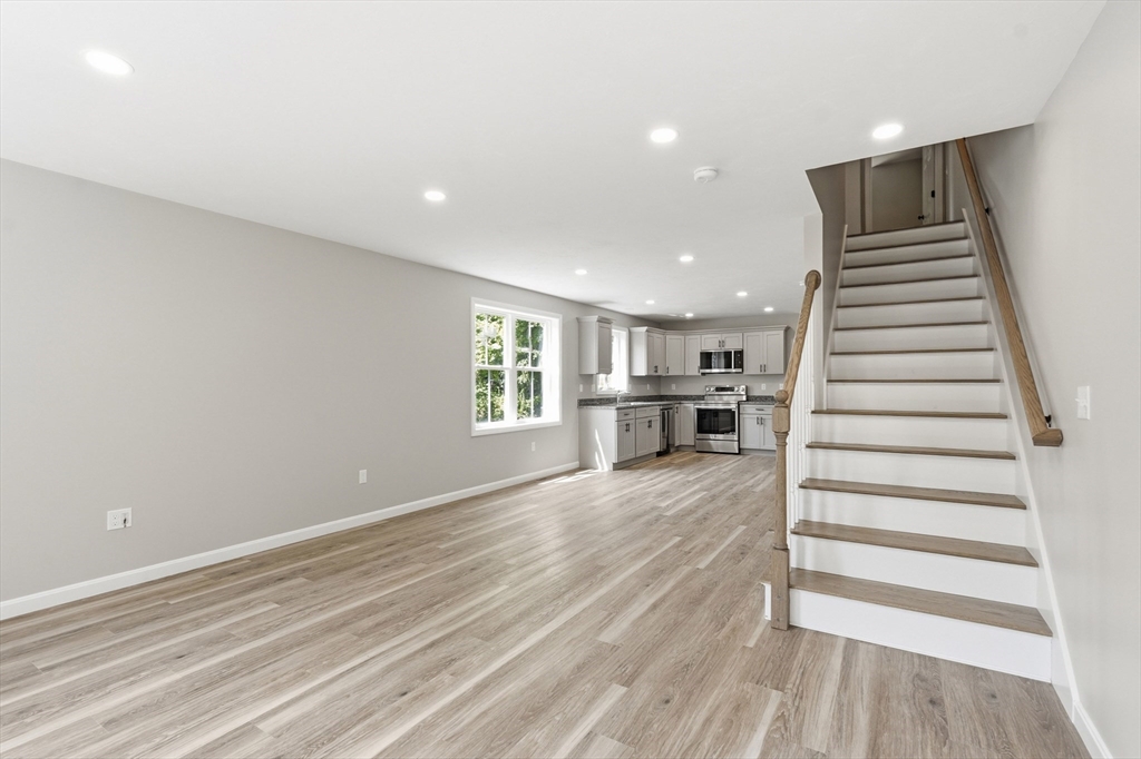 71 Pine St #A, Warren, MA, 71 Pine St #A, Warren, MA Photo #10