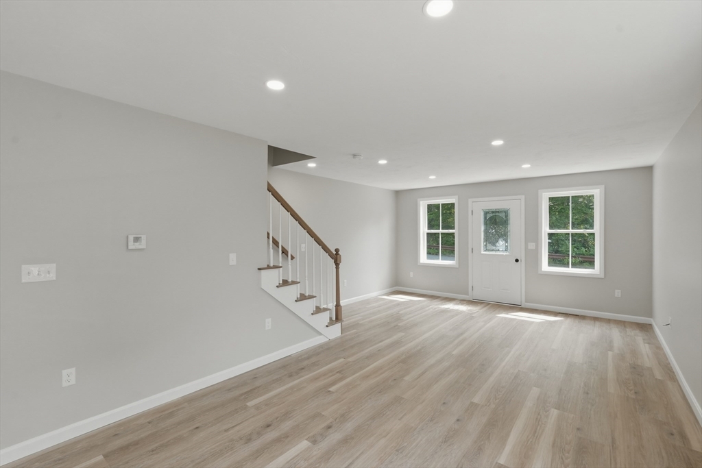 71 Pine St #A, Warren, MA, 71 Pine St #A, Warren, MA Photo #11