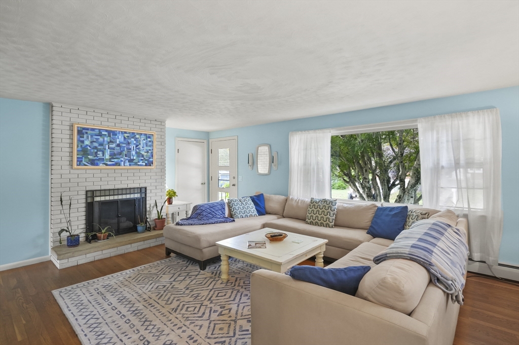 5 Leonard Avenue
