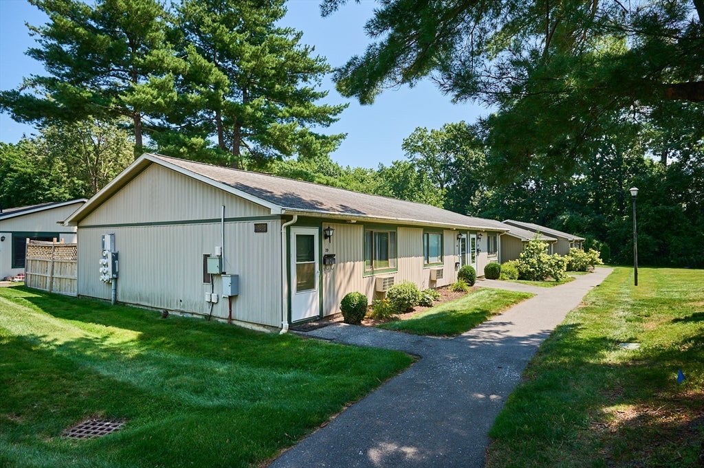 170 E Hadley Rd #85, Amherst, MA, 170 E Hadley Rd #85, Amherst, MA Photo #12