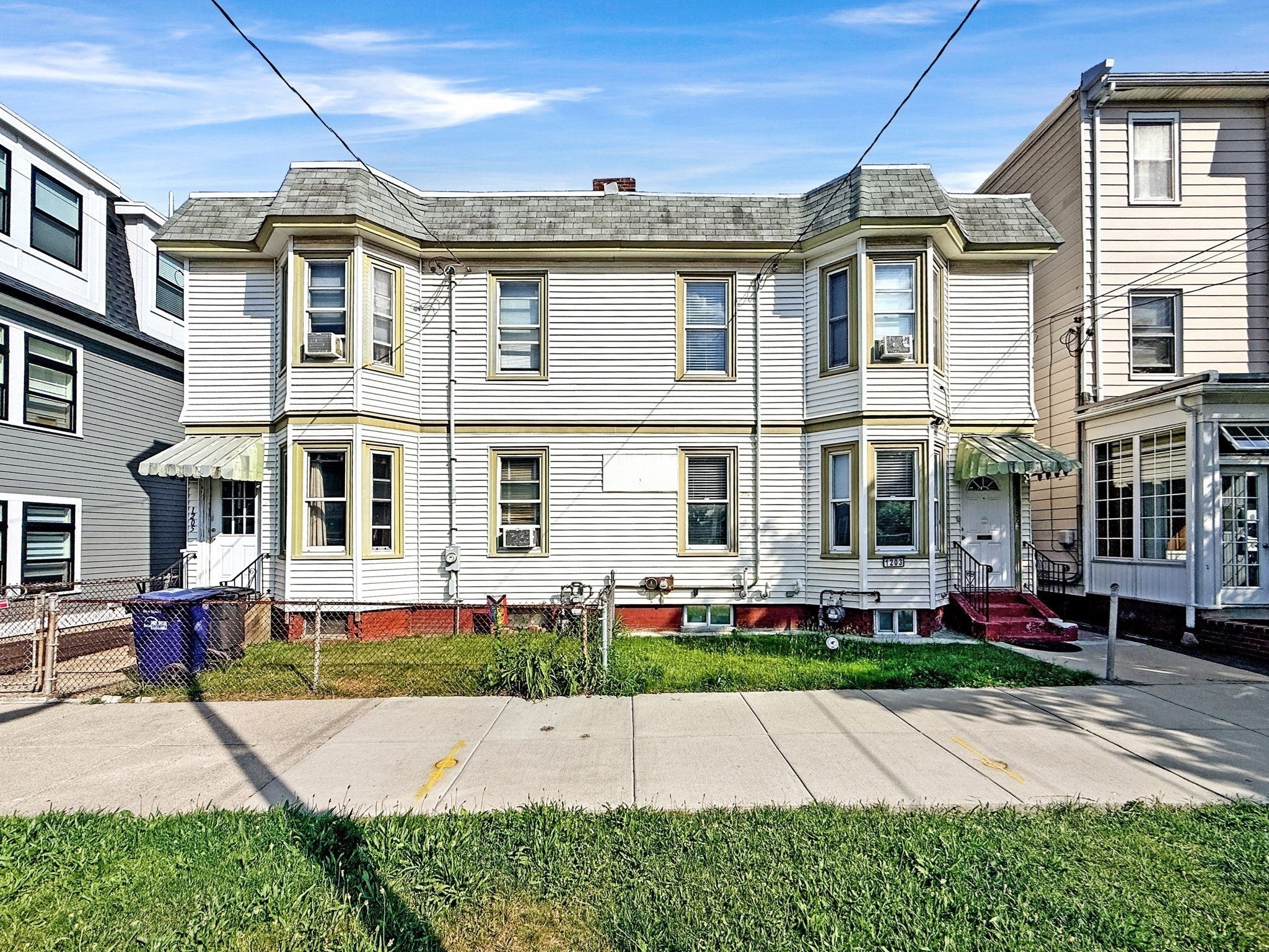 1203 Bennington St, Boston MA 02128