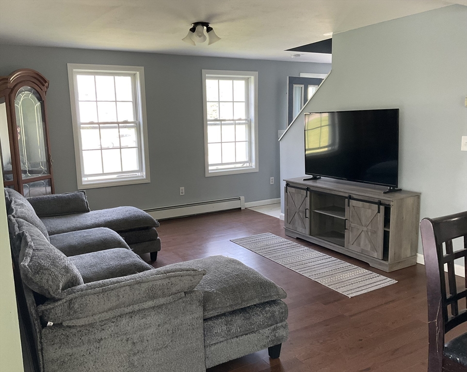 13 Minuteman Dr