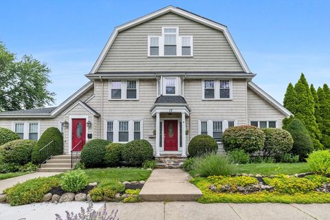 17 Woburn St Medford MA 02155