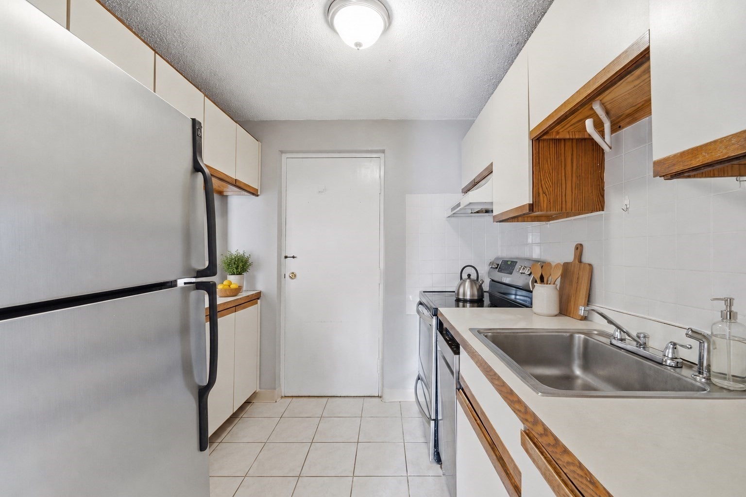 26 Waverly St #405, Boston, MA Photo #14