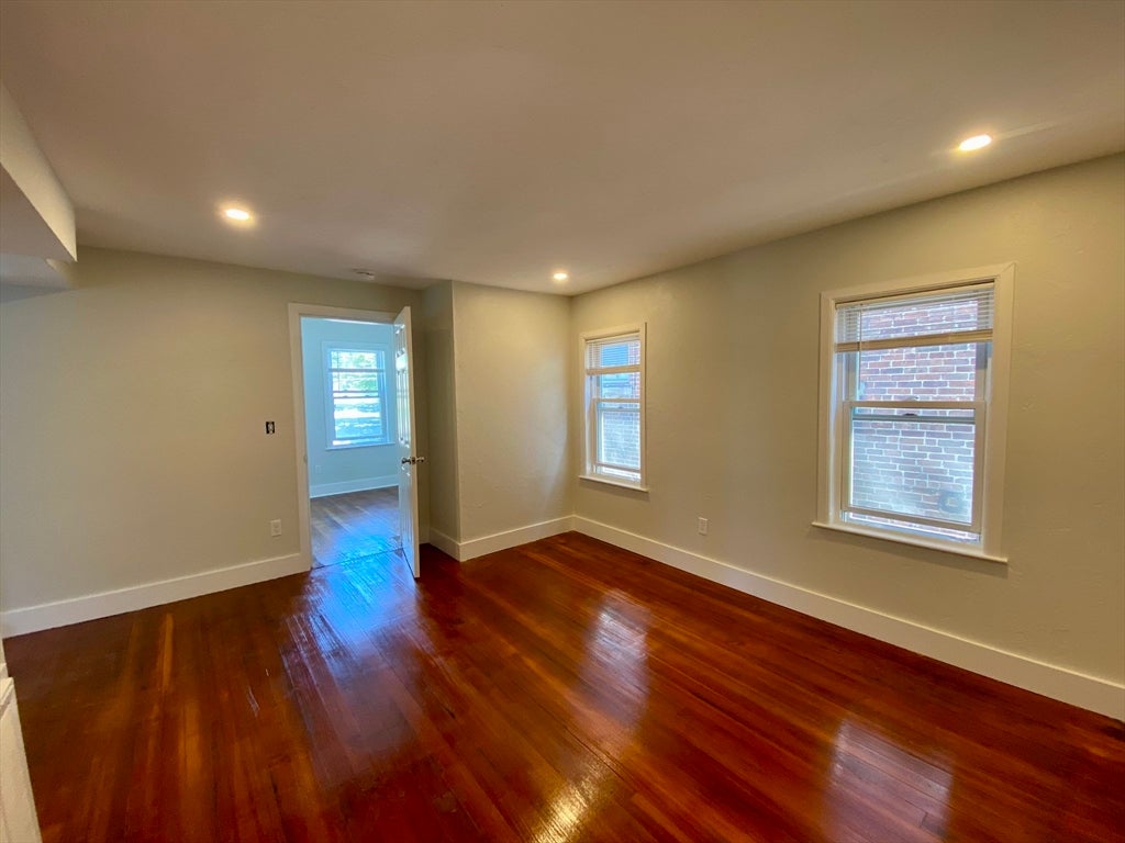 975 Chestnut St #2, Newton, MA, 975 Chestnut St #2, Newton, MA Photo #3