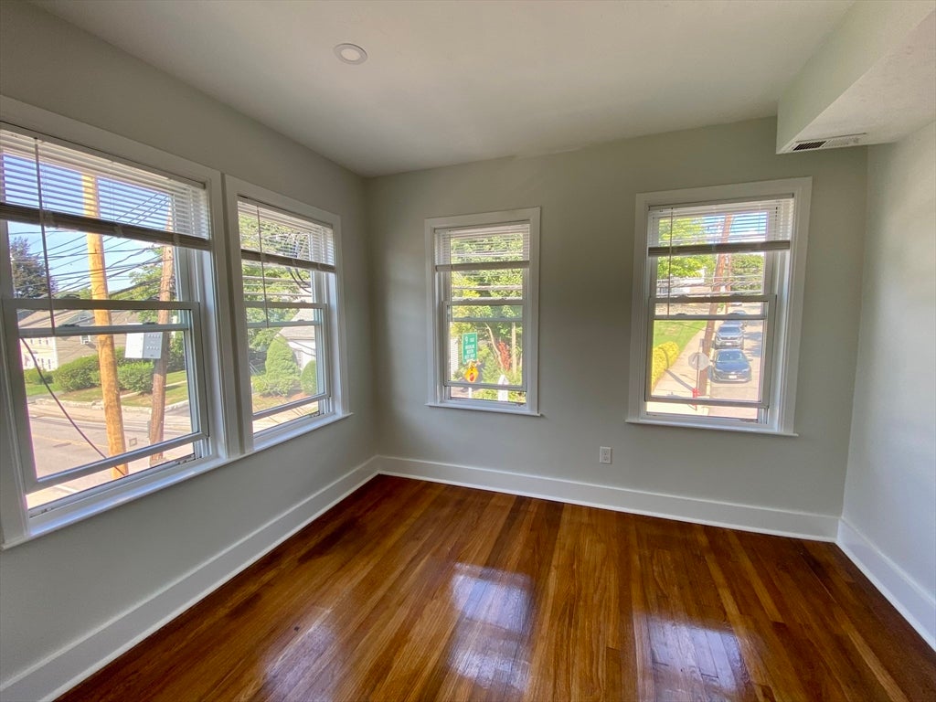 975 Chestnut St #2, Newton, MA, 975 Chestnut St #2, Newton, MA Photo #2