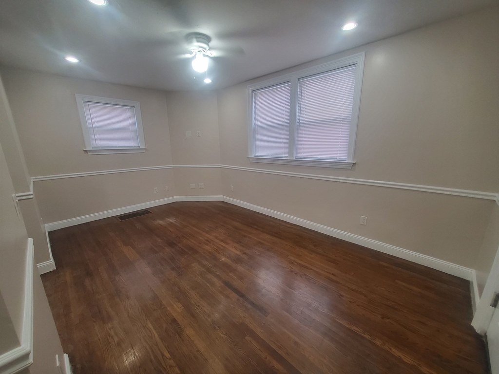 854 Dorchester Ave 1