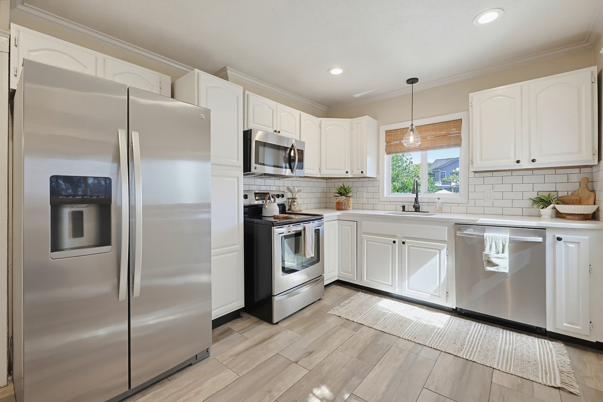49 Katherine Rd, Stoneham, MA Photo #3