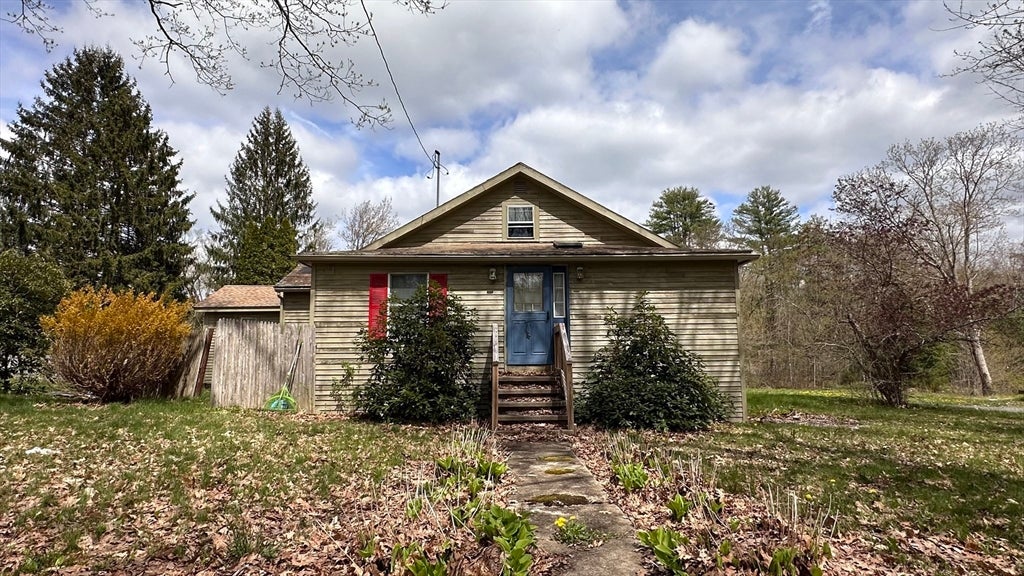 266 Brookfield Rd, Charlton, MA Photo #2