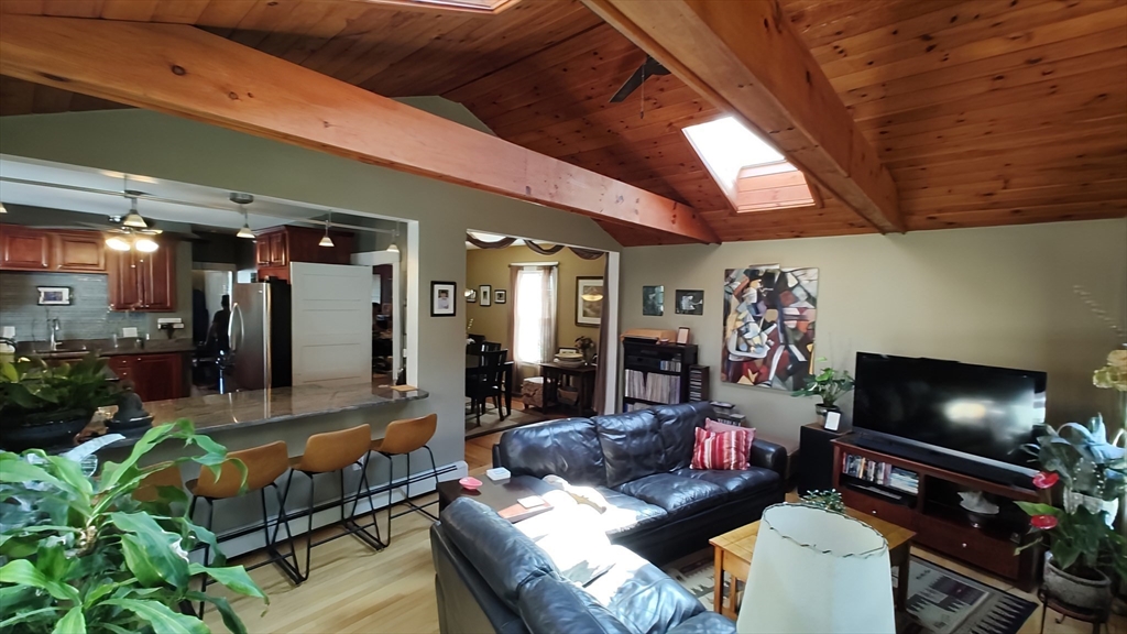 42 Freeman Ave, Everett, MA Photo #15