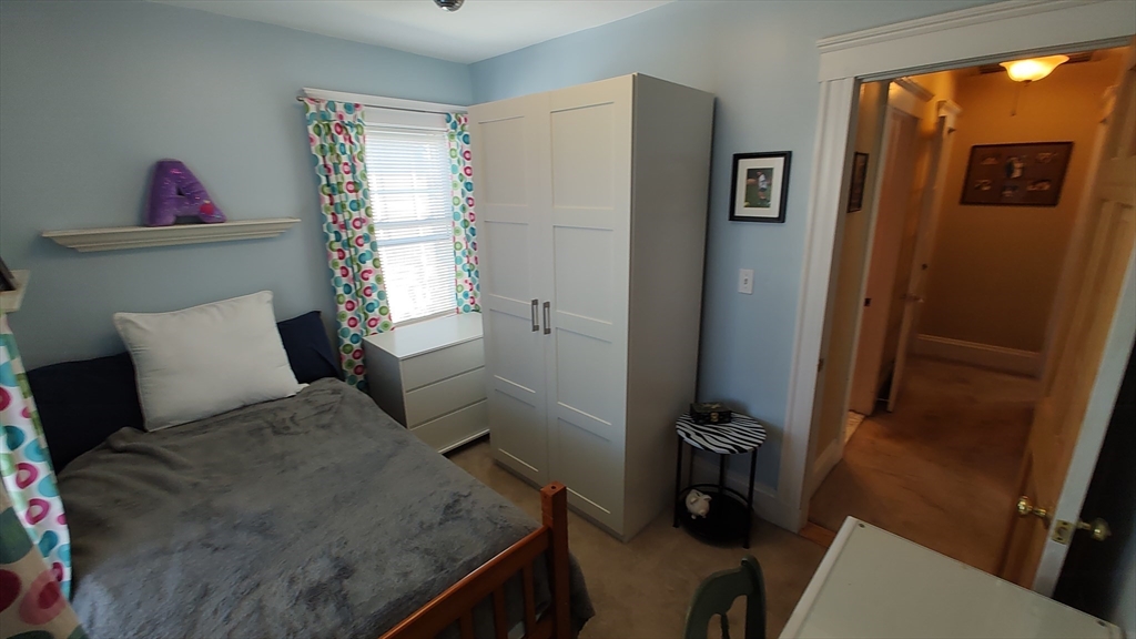 42 Freeman Ave, Everett, MA Photo #33