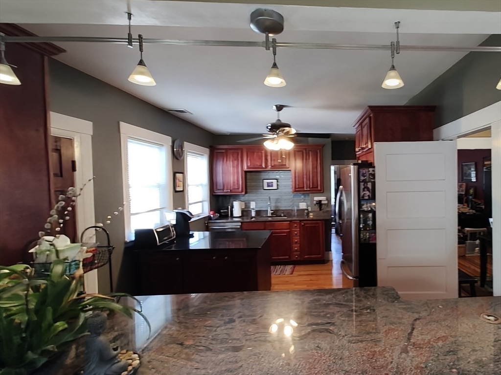 42 Freeman Ave, Everett, MA Photo #22